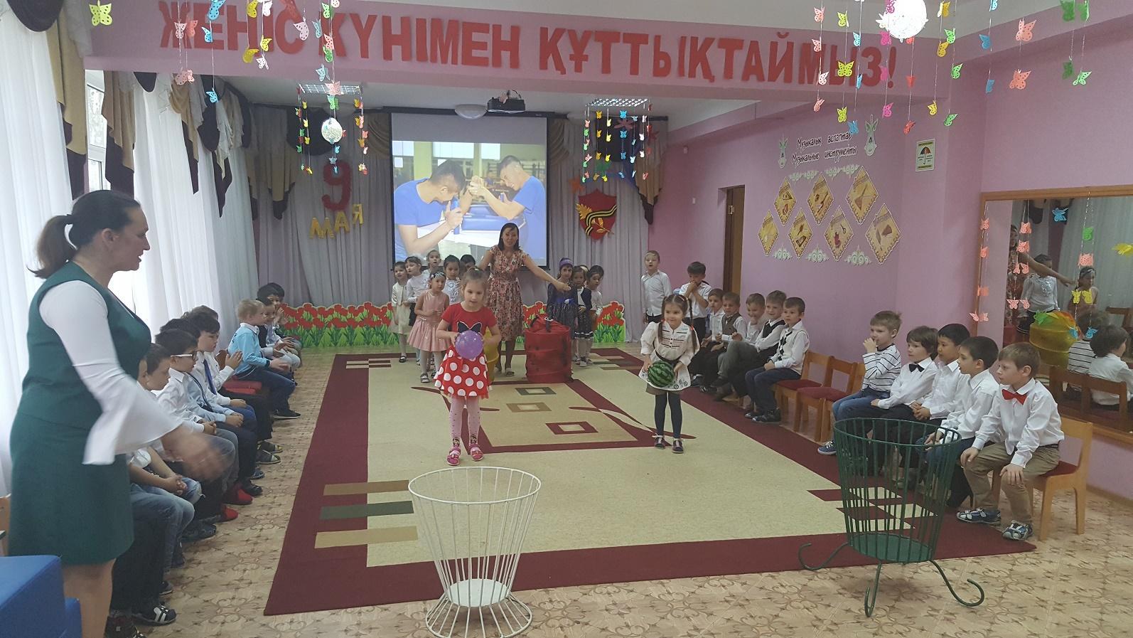 к Дню Победы